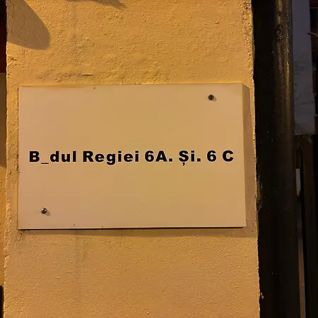 Apartment Fain Bukarest